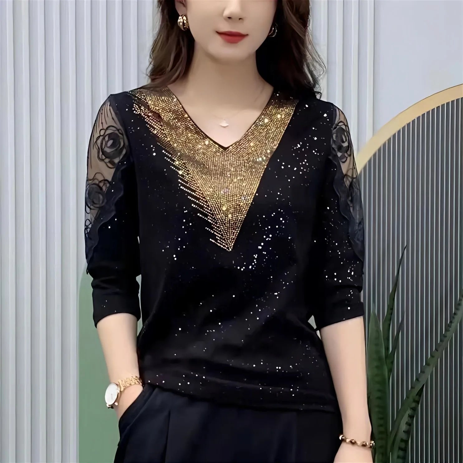 4XL Women Summer Spring Autumn Blouses Shirts Lady Fashion Half Sleeve V-Neck Collar Sequins Lace Embroidery Blusas Tops WY0808